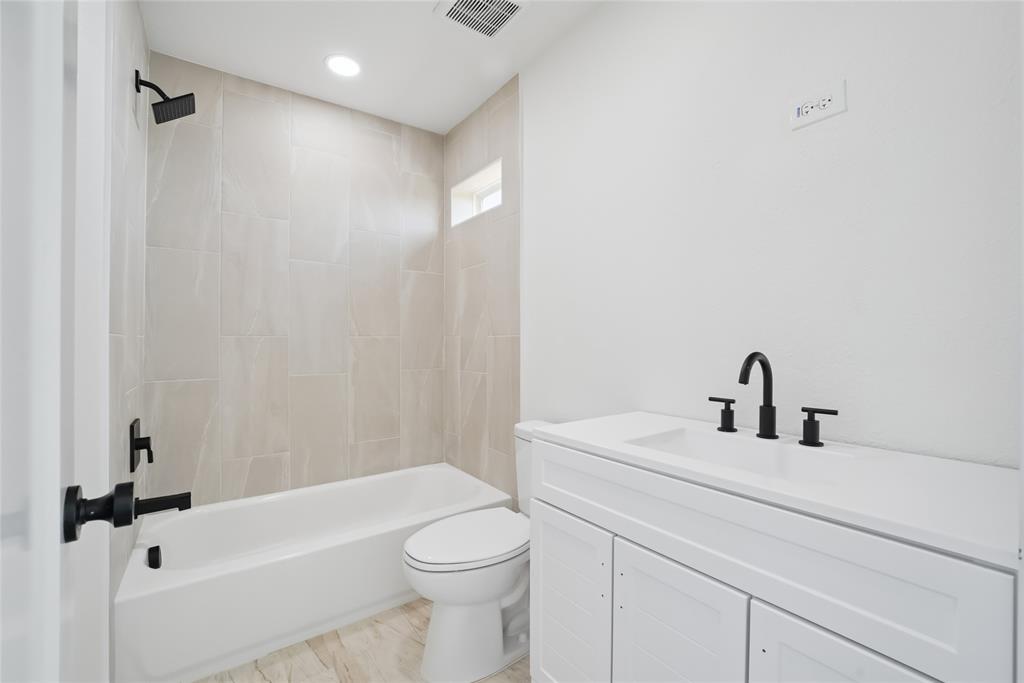 401 Bryan Street, Unit 2101 Denton, TX 76201 - Photo 24 of 33