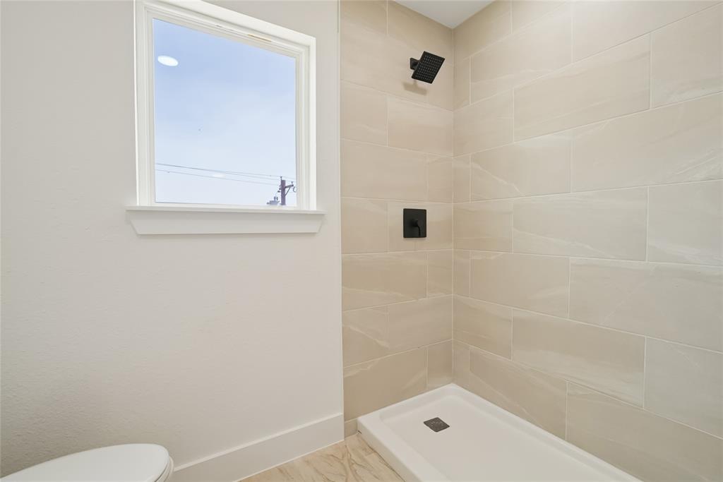 401 Bryan Street, Unit 2101 Denton, TX 76201 - Photo 27 of 33