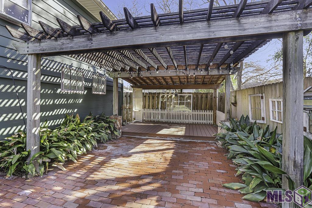 1501 Letitia Street Baton Rouge, LA 70808 - Photo 33 of 50 Back yard