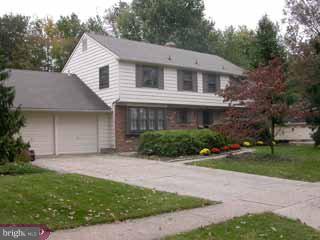 140 Pearl Croft Road Cherry Hill, NJ 08034 - Photo 1 of 6