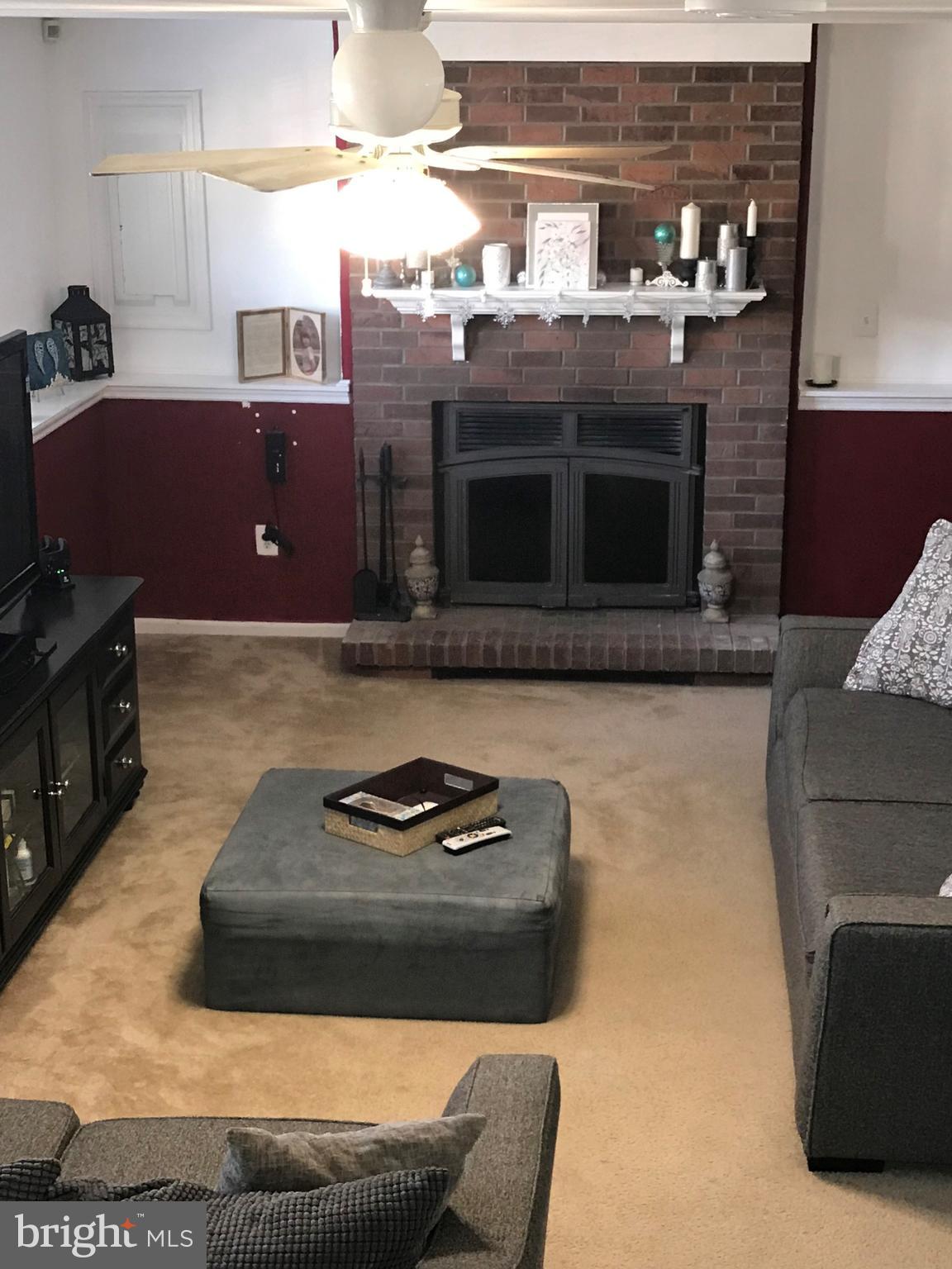 8621 Windmill Road Randallstown, MD 21133 - Photo 11 of 17 Family Room