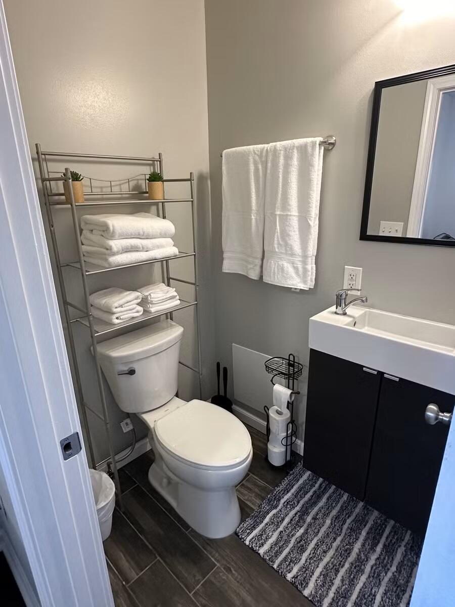 222 Harper Avenue Detroit, MI 48202 - Photo 20 of 22 20