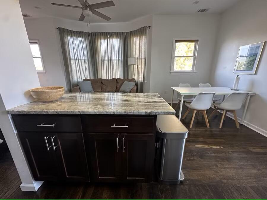 222 Harper Avenue Detroit, MI 48202 - Photo 6 of 22 6