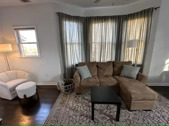 $2,200 | 222 Harper Avenue, Detroit, MI 48202