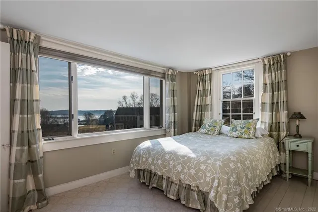 $3,200 | 27 South Main Street, Unit 9, Essex, CT 06426