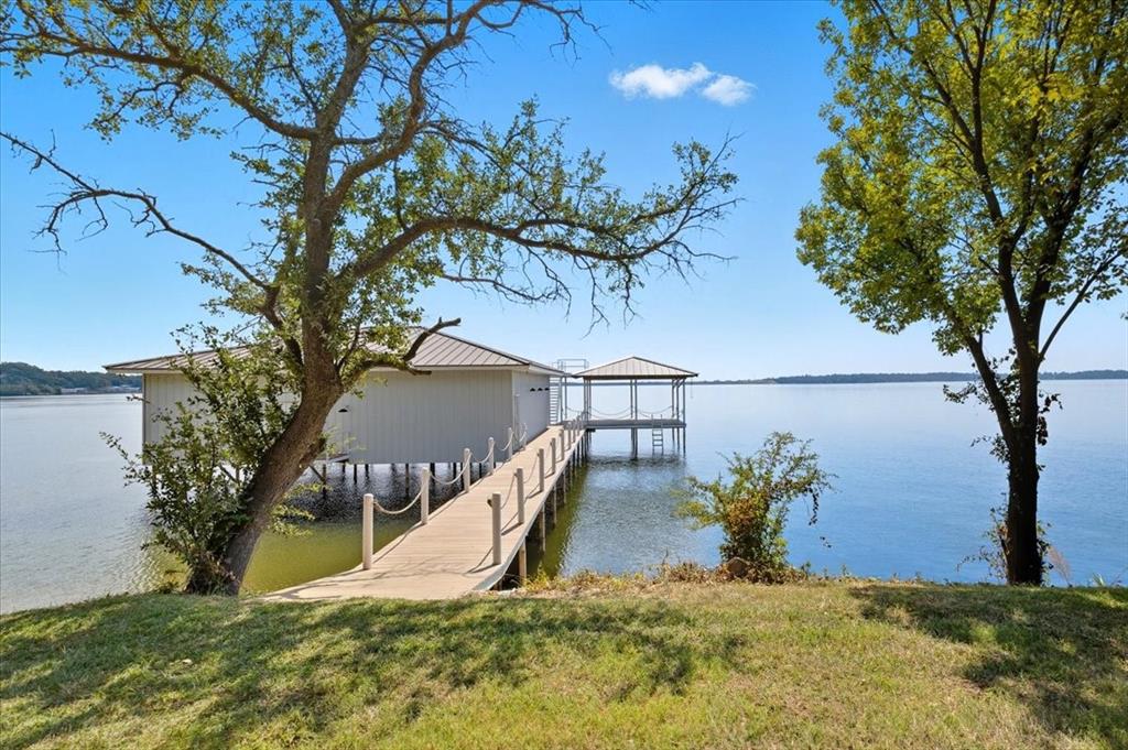9308 Lechner Road Fort Worth, TX 76179 - Photo 36 of 40 a view of outdoor space and yard