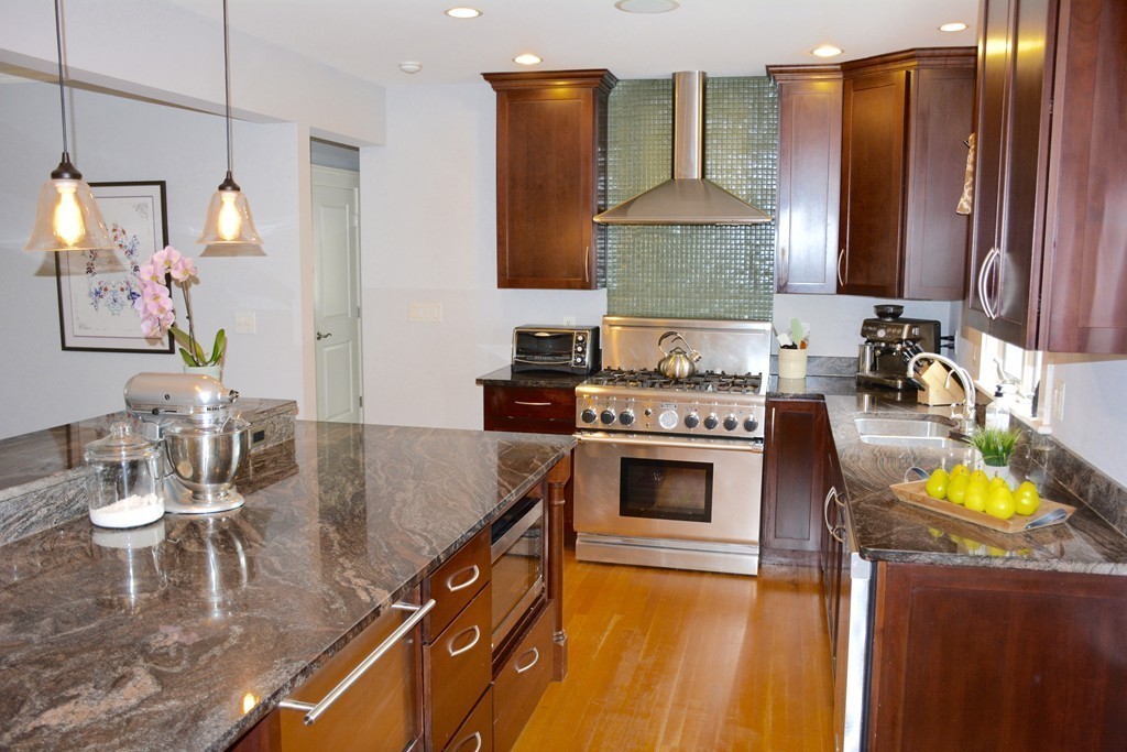 46 Allen Road Swampscott, MA 01907 - Photo 3 of 24 Gallery Image 3