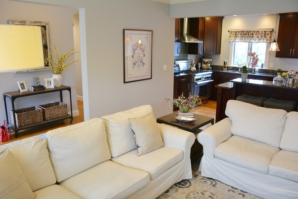 46 Allen Road Swampscott, MA 01907 - Photo 7 of 24 Gallery Image 7