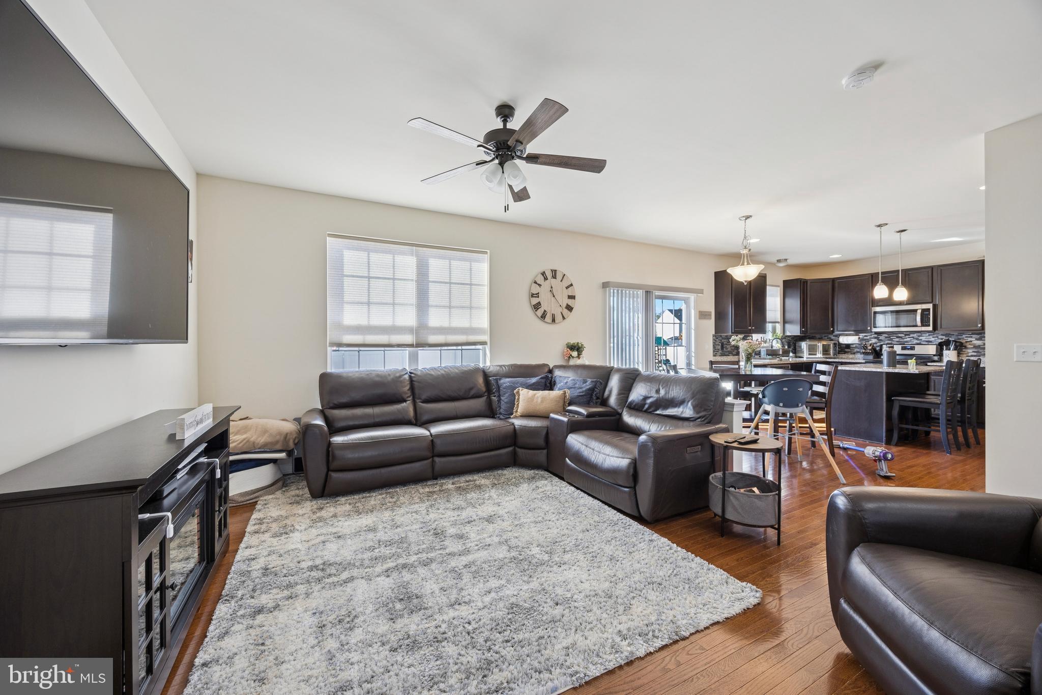 32 Stoneham Road Trenton, NJ 08638 - Photo 13 of 25