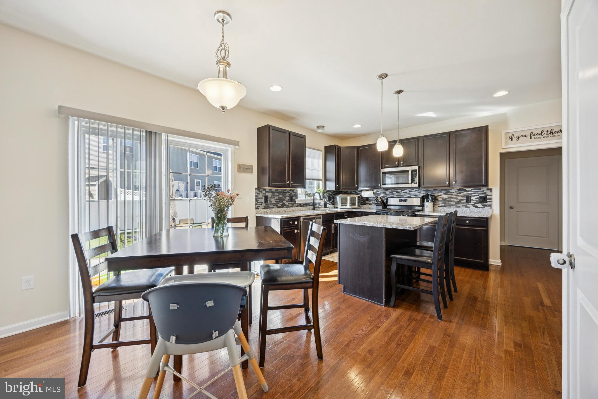 32 Stoneham Road Trenton, NJ 08638 - Photo 9 of 25