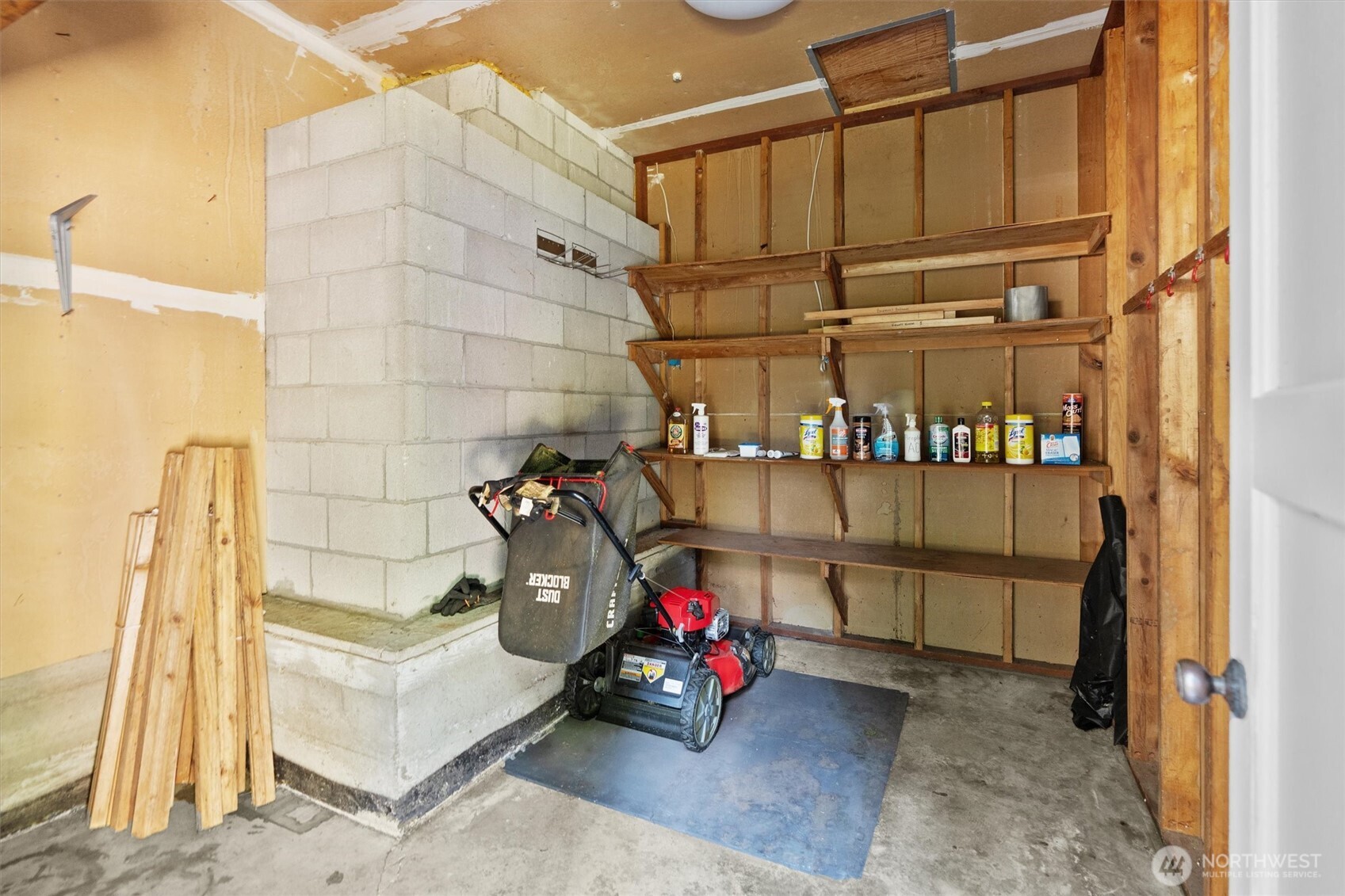 202 168th Street Southeast Bothell, WA 98012 - Photo 36 of 38