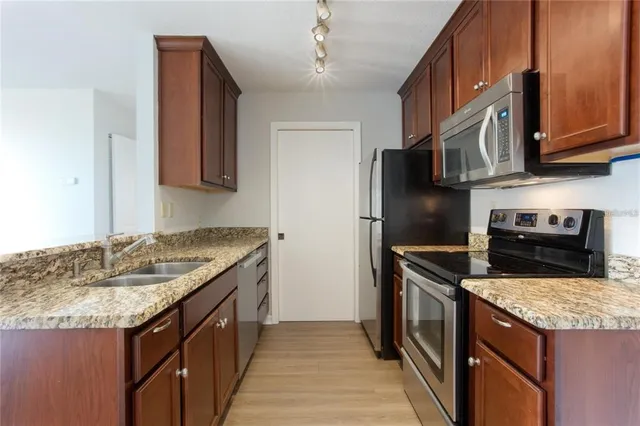 a close view of sink and tap