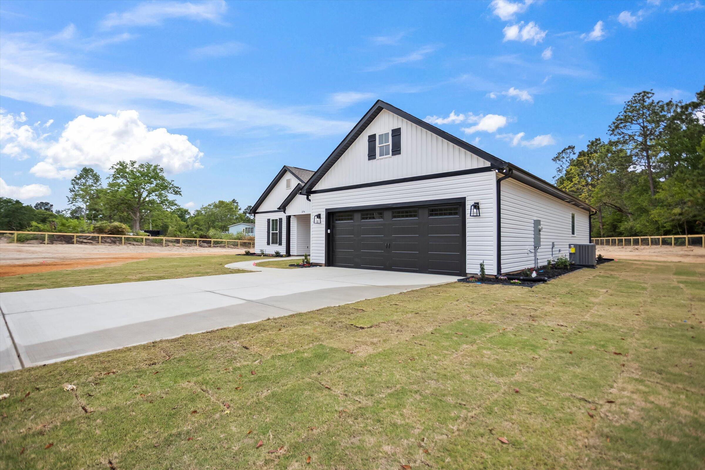 576 Cedar Road Aiken, SC 29803 - Photo 3 of 42 Gallery Image 3