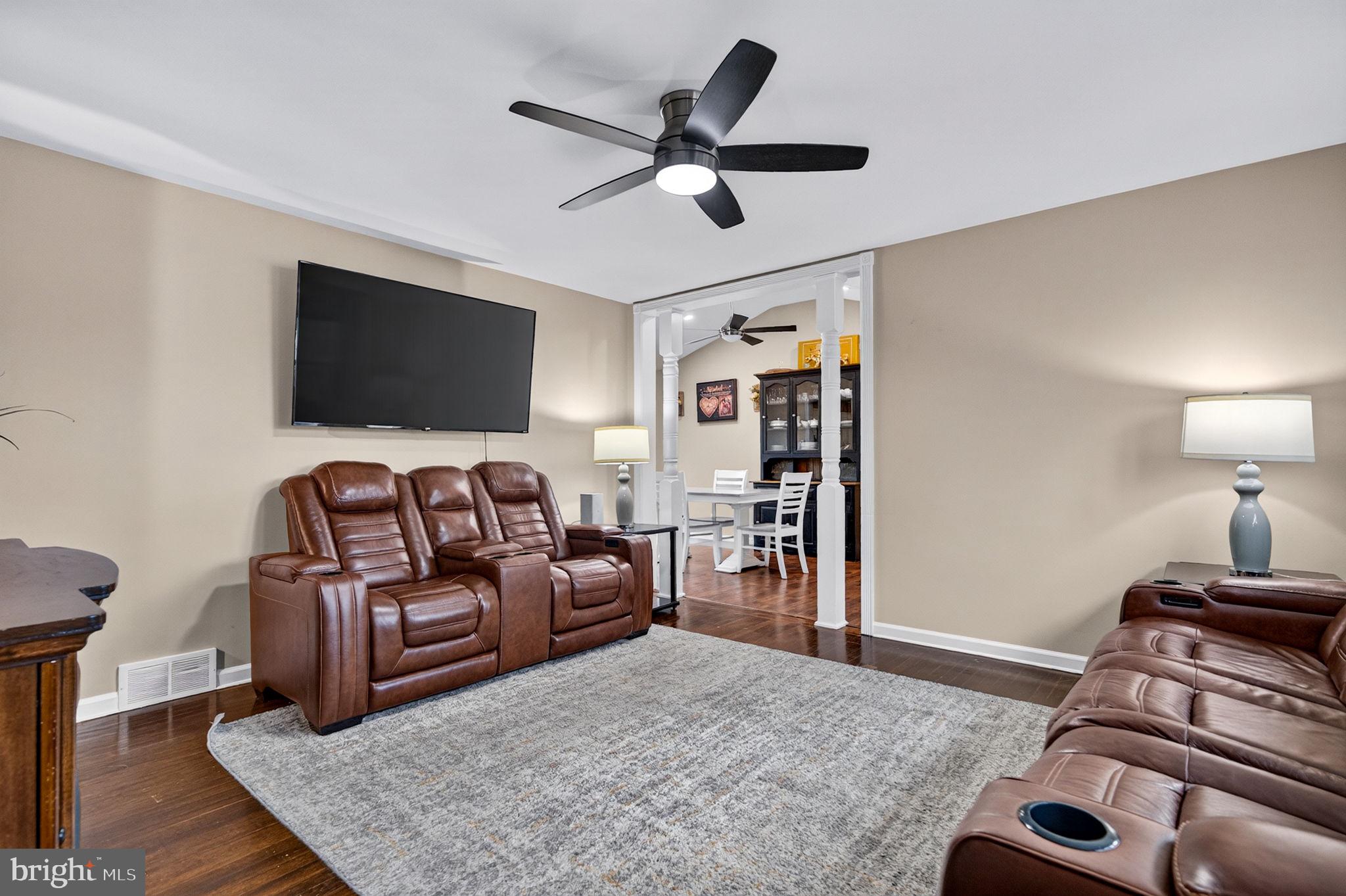 224 Redfern Street Hamilton, NJ 08610 - Photo 4 of 28