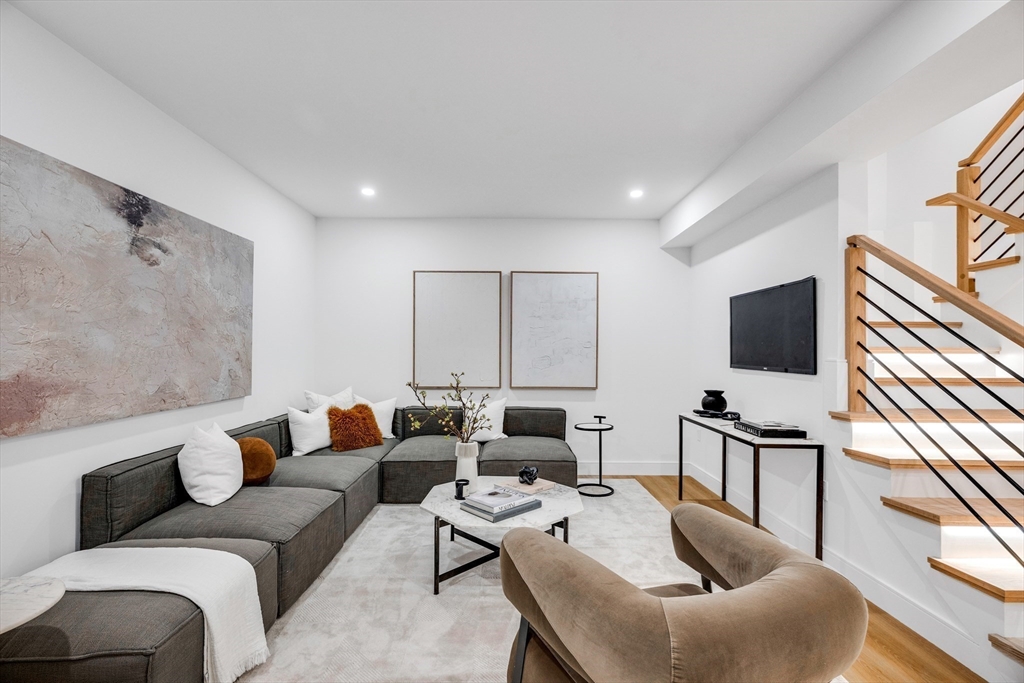 129 Withington Road, Unit 129 Newton, MA 02460 - Photo 24 of 31