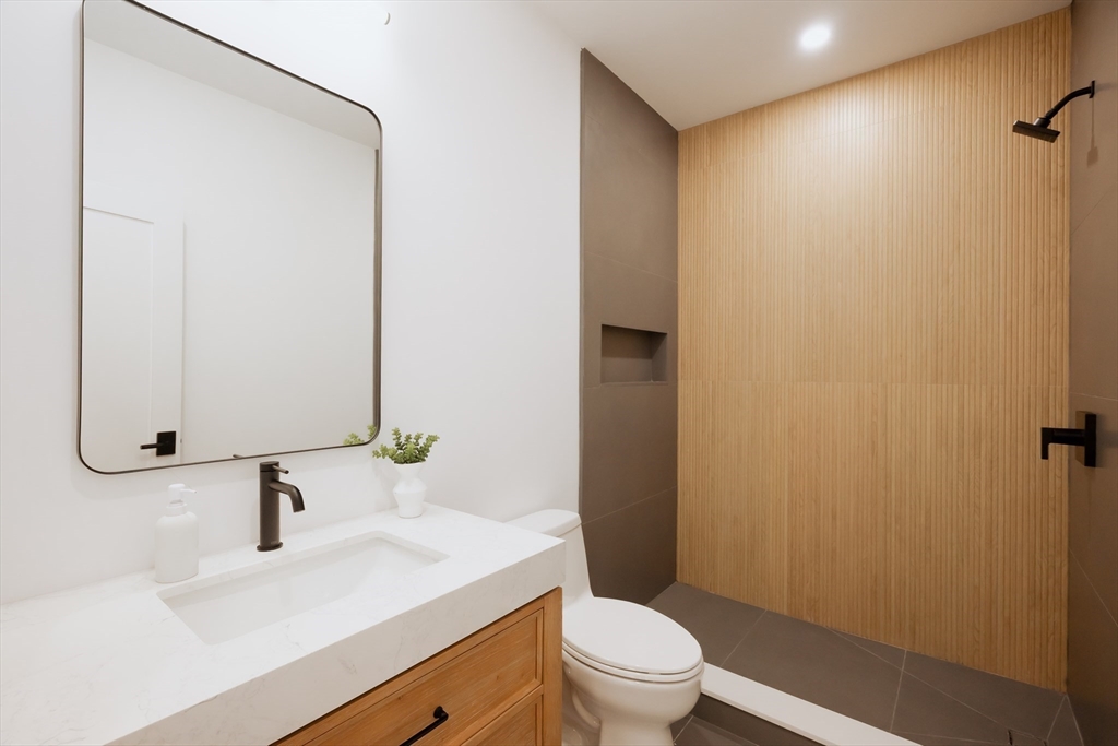 129 Withington Road, Unit 129 Newton, MA 02460 - Photo 25 of 31