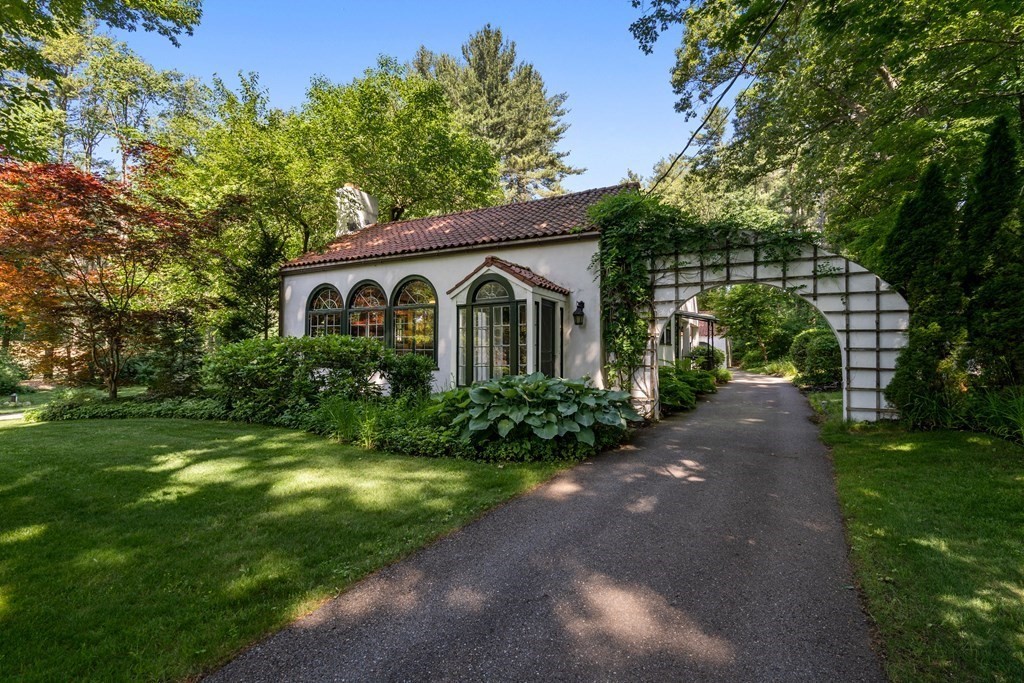 593 Peakham Road, Sudbury, MA 01776 Compass