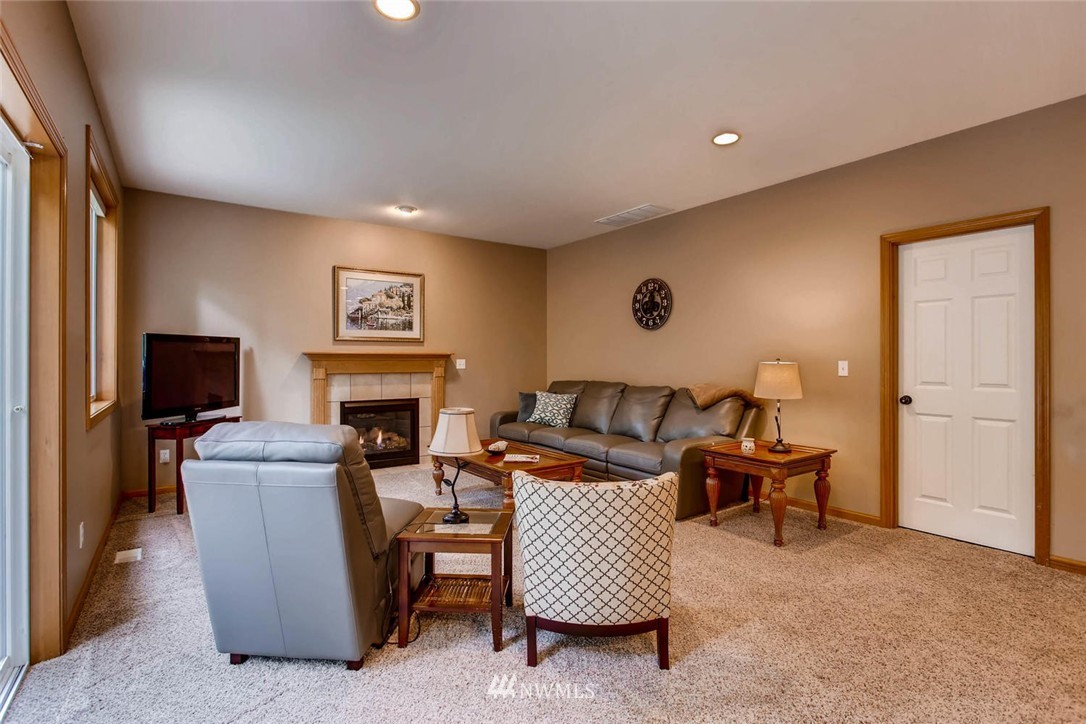 18906 Ross Road Bothell, WA 98011 - Photo 12 of 25