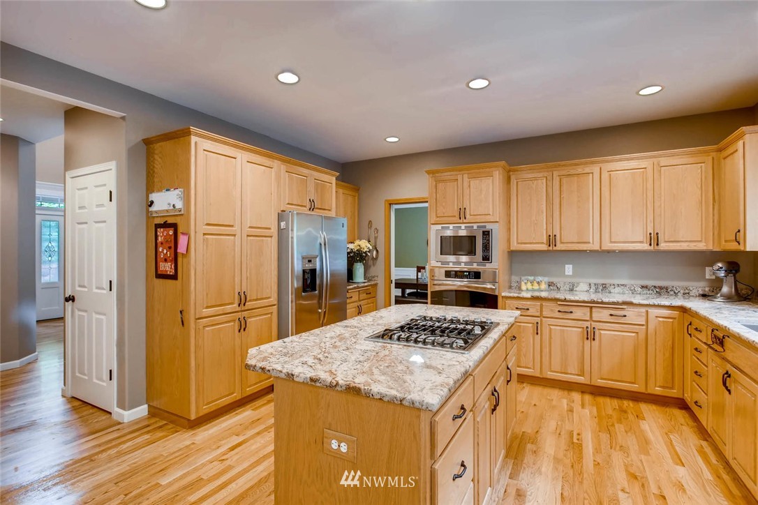 18906 Ross Road Bothell, WA 98011 - Photo 8 of 25