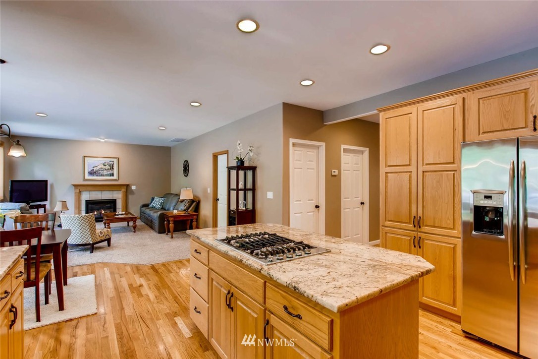 18906 Ross Road Bothell, WA 98011 - Photo 9 of 25