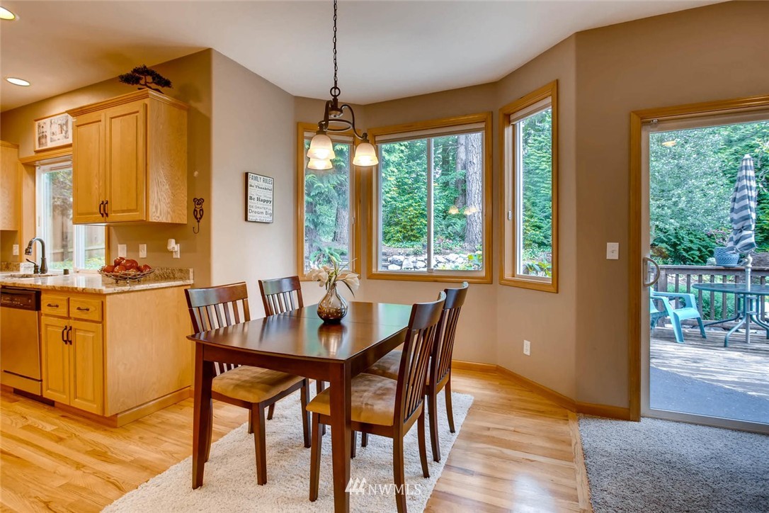 18906 Ross Road Bothell, WA 98011 - Photo 10 of 25