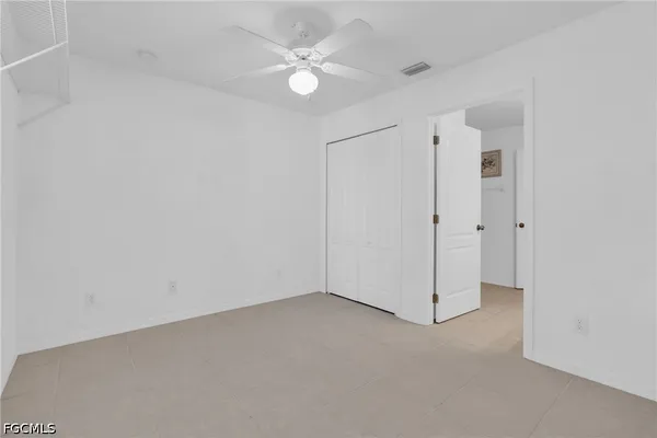 $2,100 | 2610 40th Street West, Lehigh Acres, FL 33971