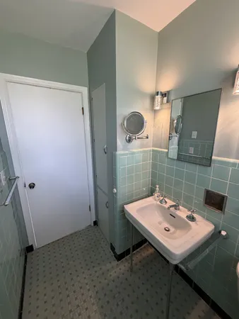 $2,700 | 1921 Castleman Drive, Unit A, Nashville, TN 37215
