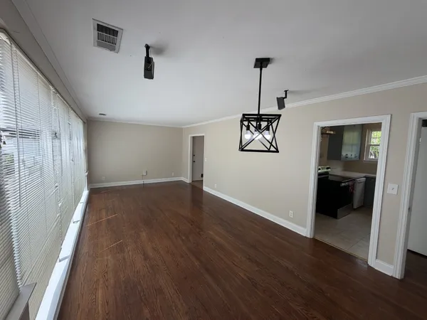 $2,700 | 1921 Castleman Drive, Unit A, Nashville, TN 37215