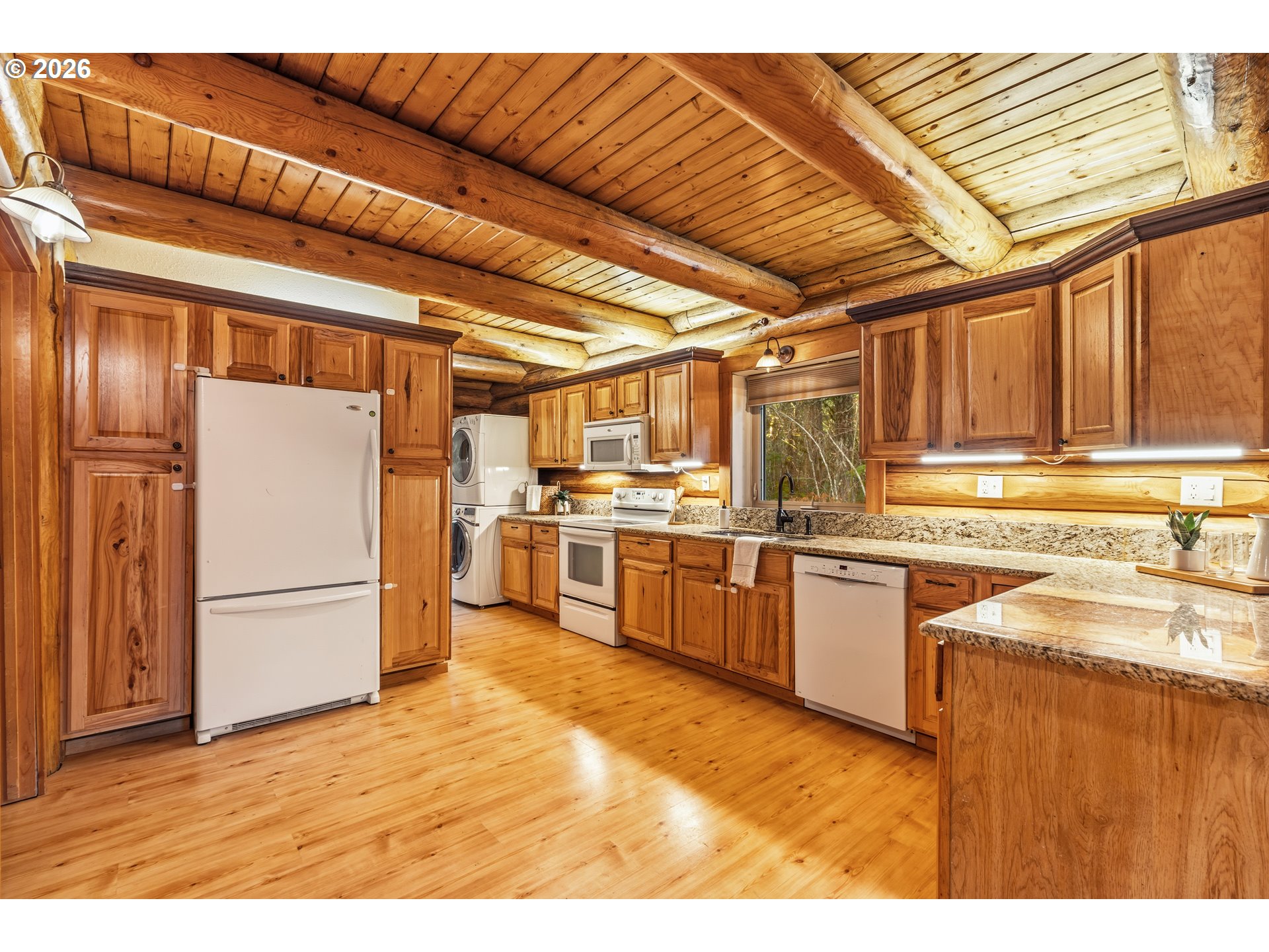 62 Sadie Road Carson, WA 98610 - Photo 3 of 39 Gallery Image 3