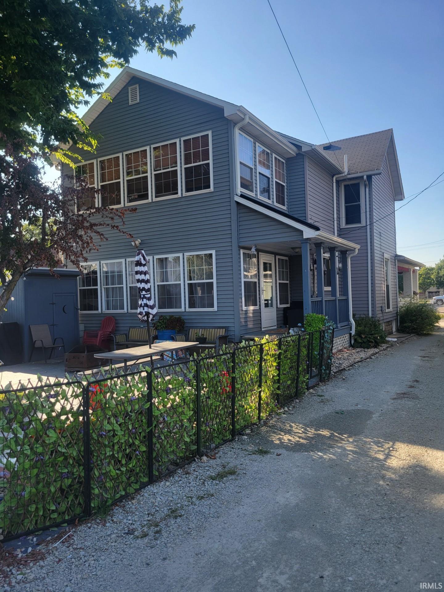 69 West 5th Street Peru, IN 46970 - Photo 2 of 31