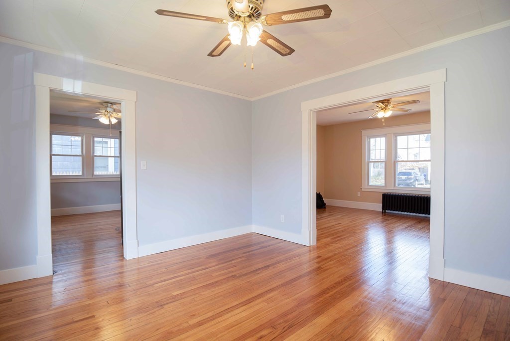 58 Chilson Street Springfield, MA 01118 - Photo 3 of 25
