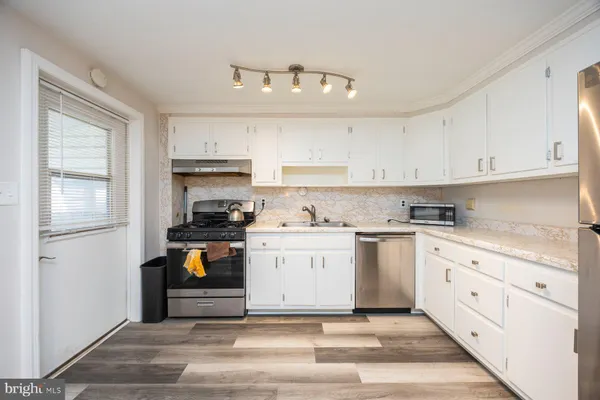 $2,000 | 3130 Ryerson Circle, Halethorpe, MD 21227