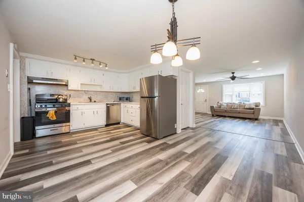 $2,000 | 3130 Ryerson Circle, Halethorpe, MD 21227