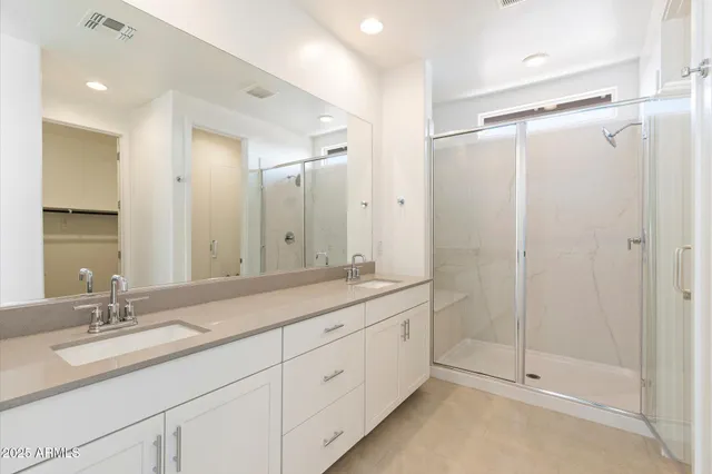 $3,250 | 16677 West Charlotte Drive, Surprise, AZ 85387