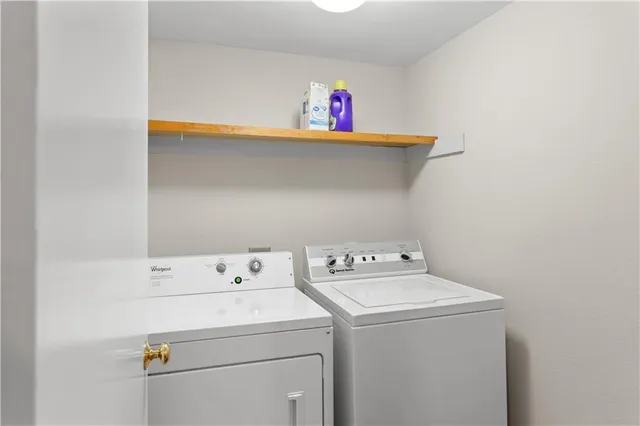 $325,000 | 217 Montrose Circle, Eudora, KS 66025