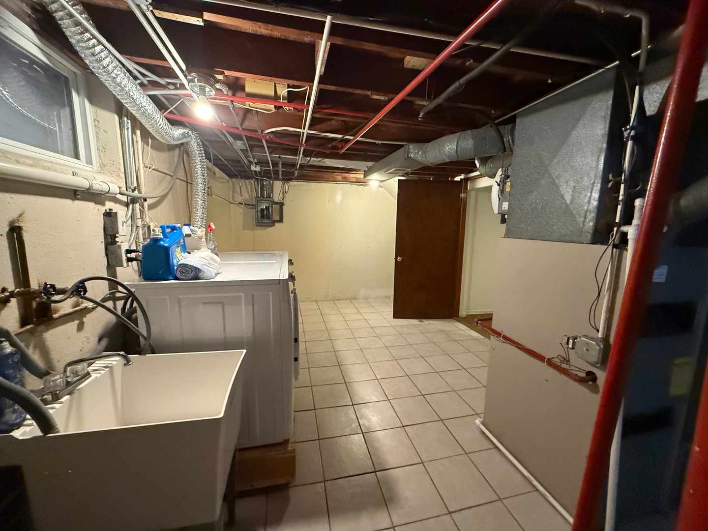 2521 Dakota Road Waukegan, IL 60087 - Photo 16 of 29 a view of a storage & utility room