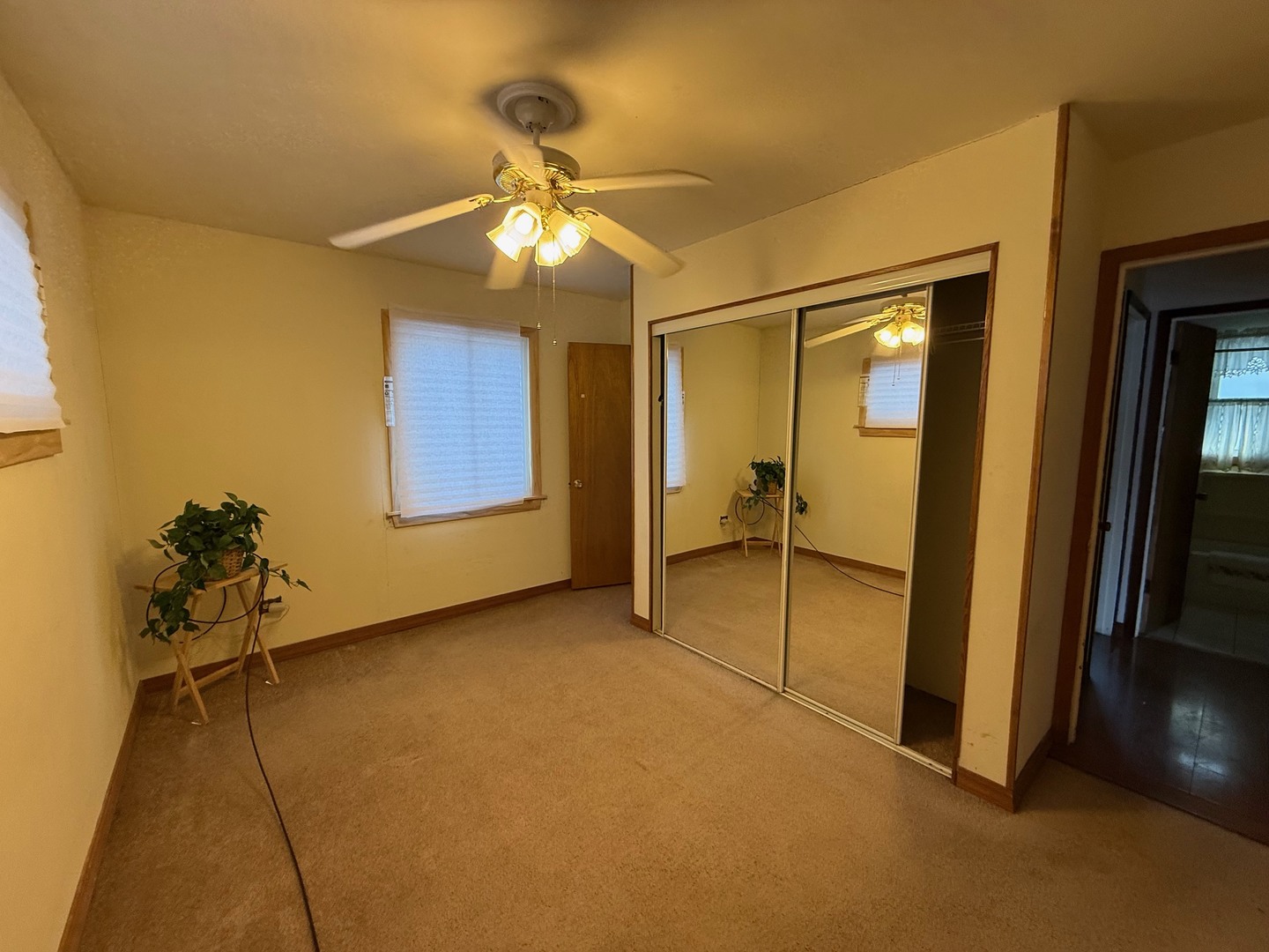 2521 Dakota Road Waukegan, IL 60087 - Photo 5 of 29 a view of an empty room with a window