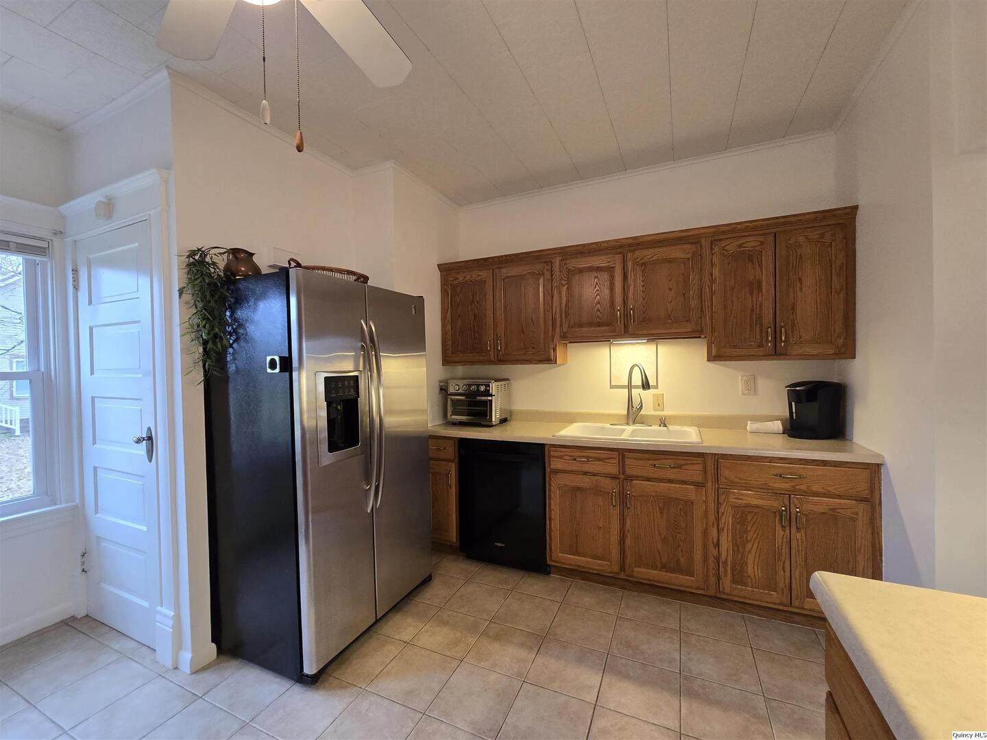 502 Albers Street Golden, IL 62339 - Photo 12 of 31