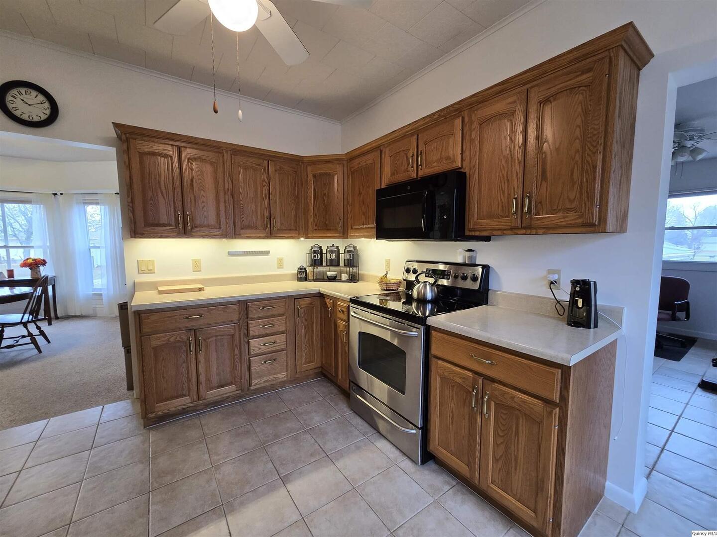 502 Albers Street Golden, IL 62339 - Photo 13 of 31