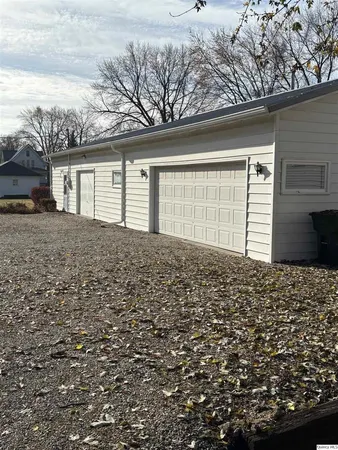$253,000 | 502 Albers Street, Golden, IL 62339
