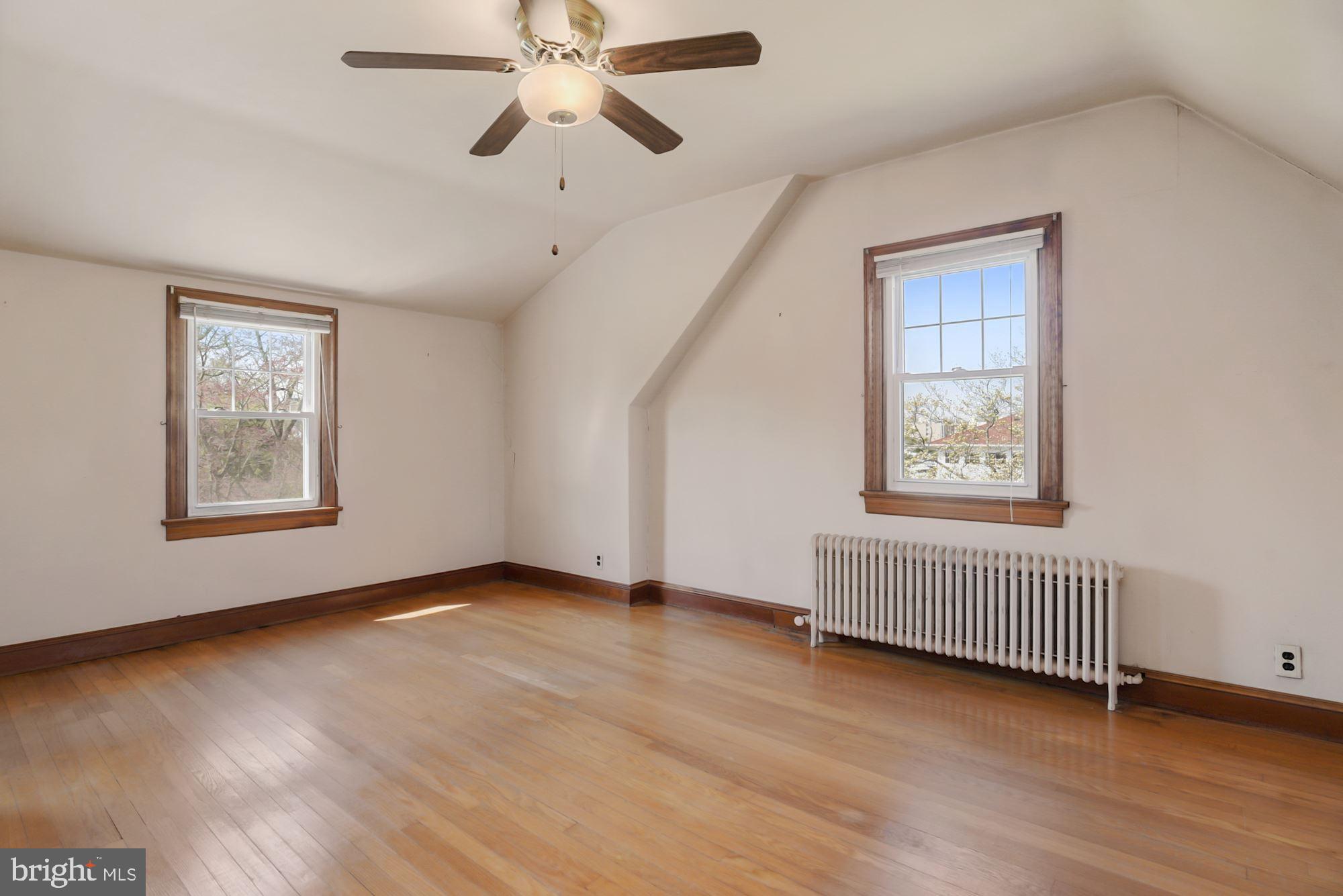 7046 Bembe Beach Road Annapolis, MD 21403 - Photo 22 of 38 Primary Bedroom
