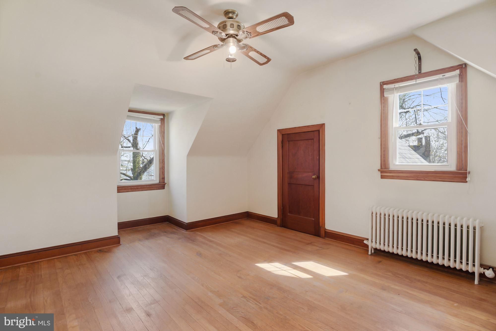 7046 Bembe Beach Road Annapolis, MD 21403 - Photo 24 of 38 Bedroom 2