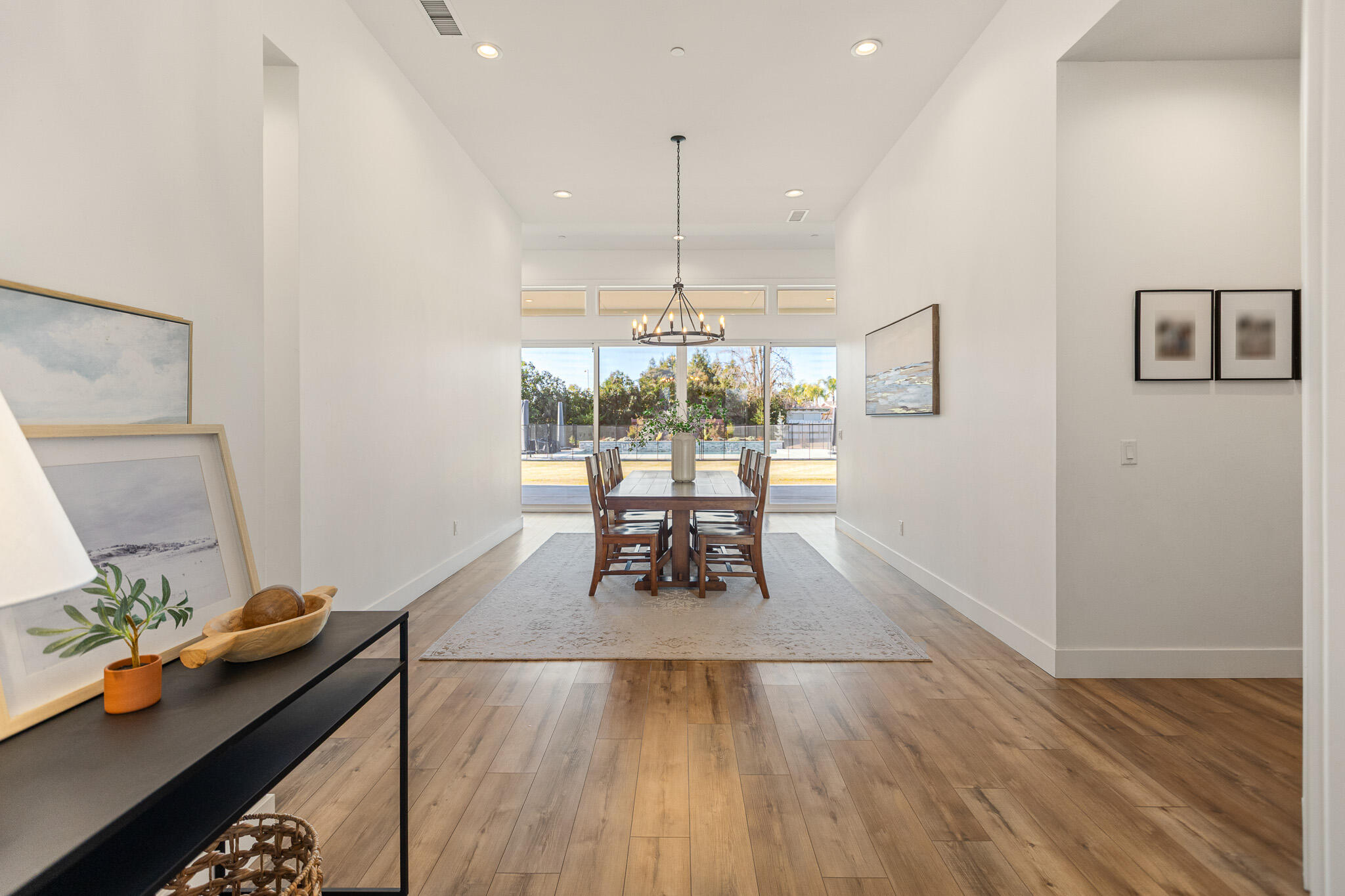 131 North Anderson Road, Unit B Exeter, CA 93221 - Photo 15 of 86 15 Foyer Dining Room