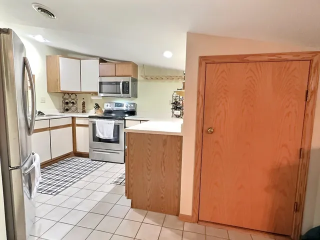 $134,900 | 450 North Campbell Road, Unit D3, Oshkosh, WI 54902