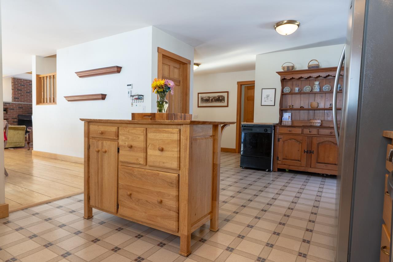 109 Taplin Road Barre Town, VT 05641 - Photo 13 of 40