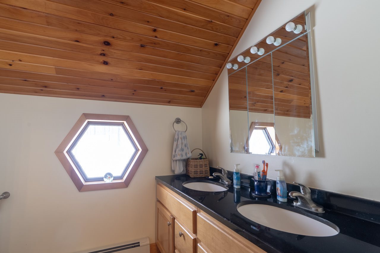 109 Taplin Road Barre Town, VT 05641 - Photo 27 of 40