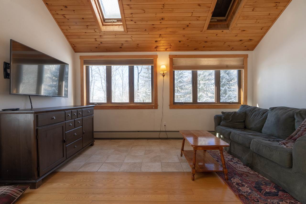 109 Taplin Road Barre Town, VT 05641 - Photo 9 of 40