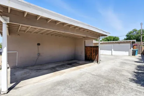 a view of a house with a garage