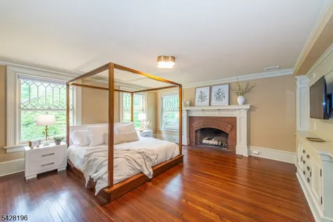 $2,495,000 | 324 Morris Avenue, Mountain Lakes, NJ 07046