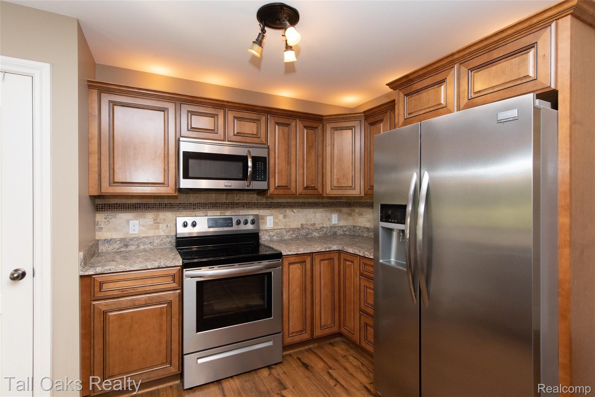 7012 Gale Road Grand Blanc, MI 48439 - Photo 10 of 82 780A3022.JPG